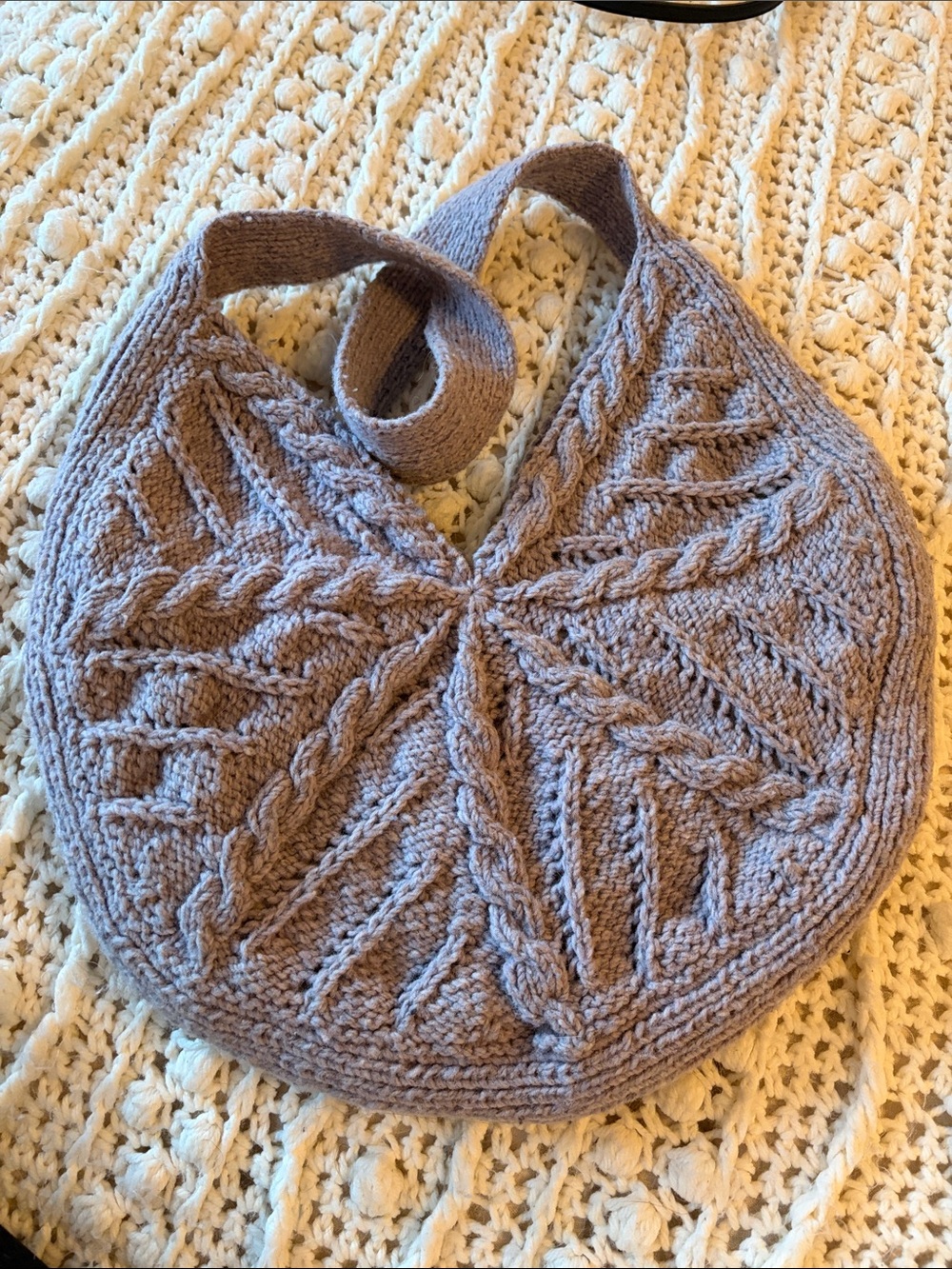 Handknit Cable Round Tote Bag - Beige